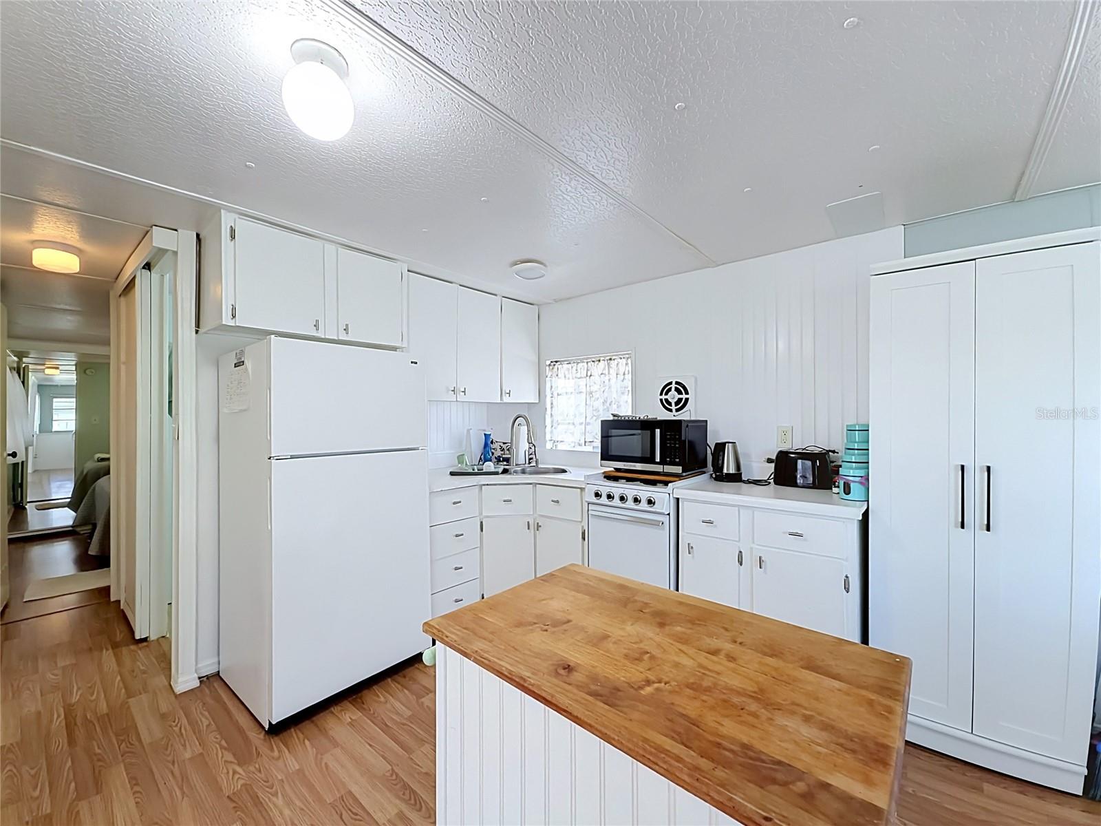 12674 SEMINOLE BLVD #M2 — photo 11