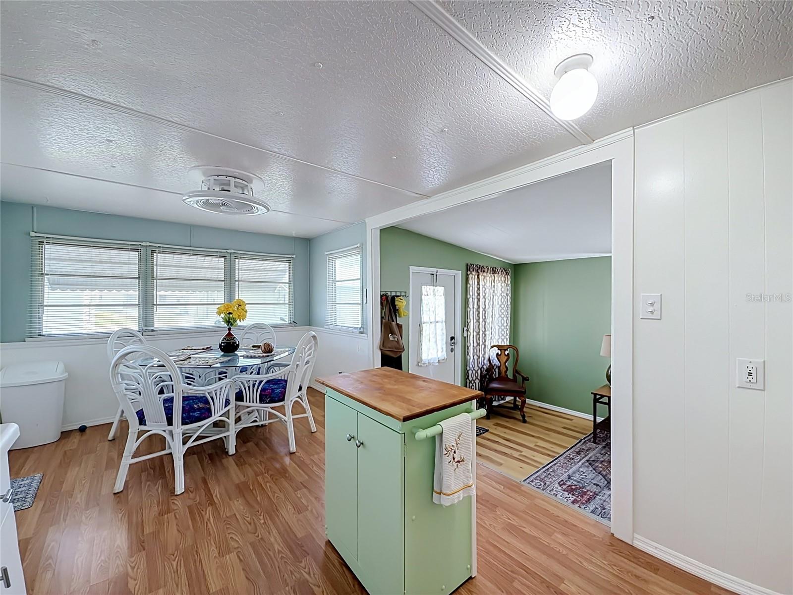 12674 SEMINOLE BLVD #M2 — photo 10