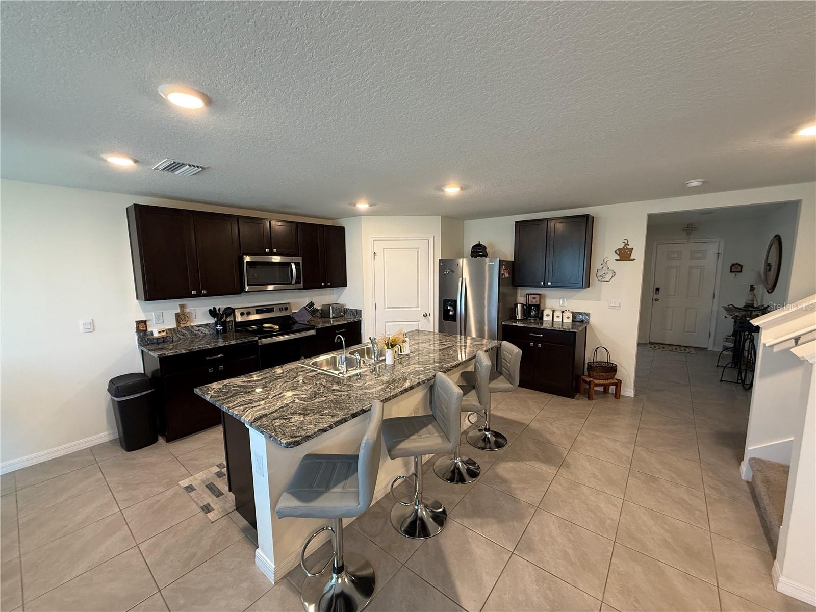 4120 SILVER STRAND TRL — photo 2