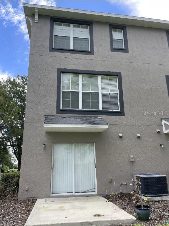 2401 LEXINGTON OAK DR — photo 4