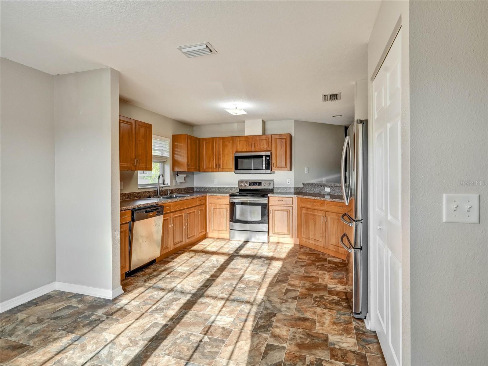 1213 HUMBLE HAVEN ST — photo 8