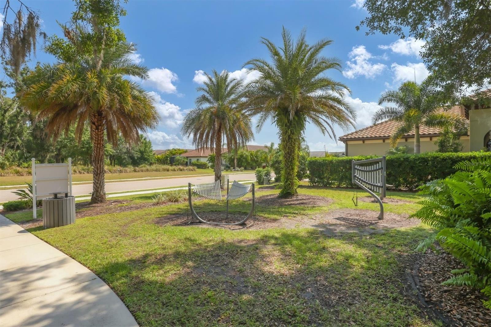 12946 TRUE BLUE CIR — photo 84