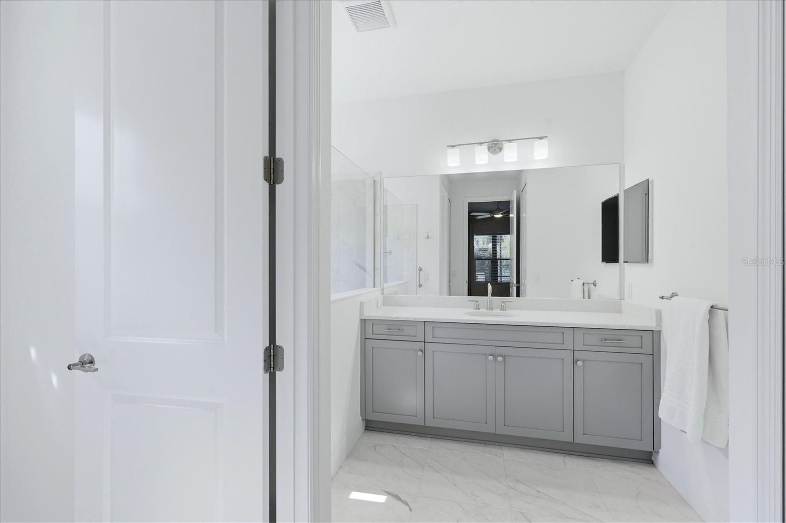 12946 TRUE BLUE CIR — photo 38
