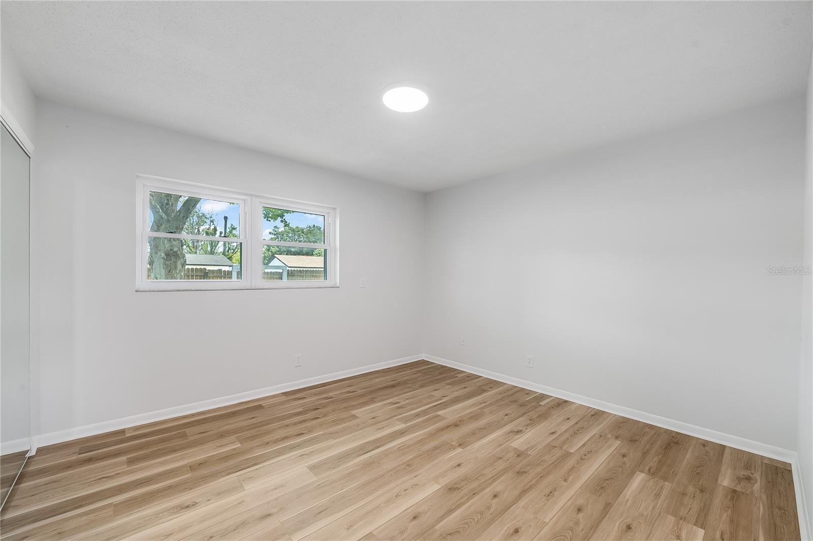 7402 WISHING WELL CT — photo 18
