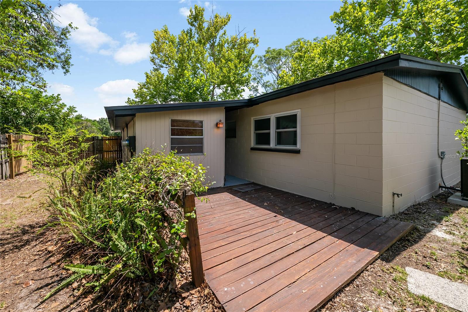 7402 WISHING WELL CT — photo 21