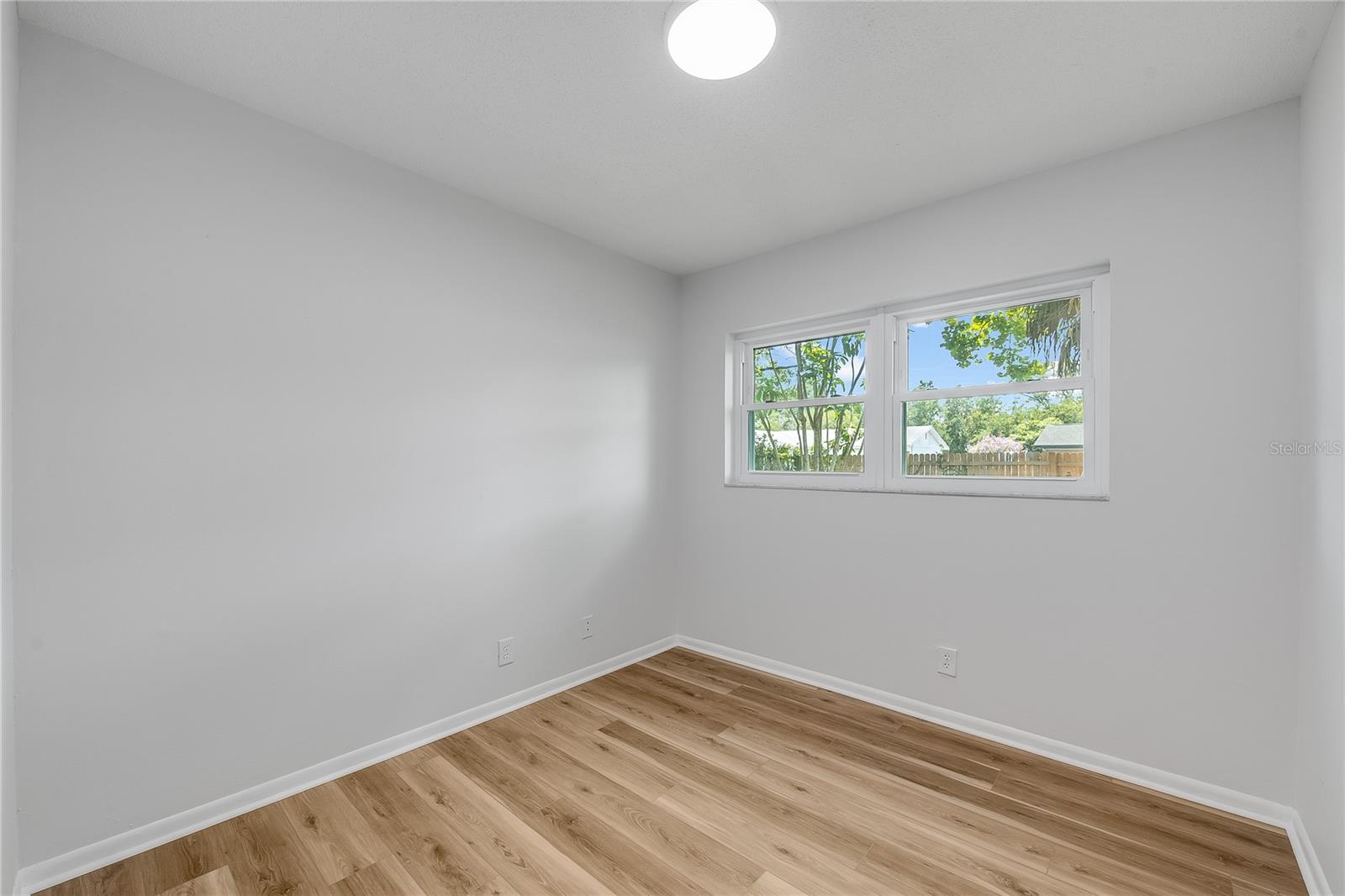 7402 WISHING WELL CT — photo 16