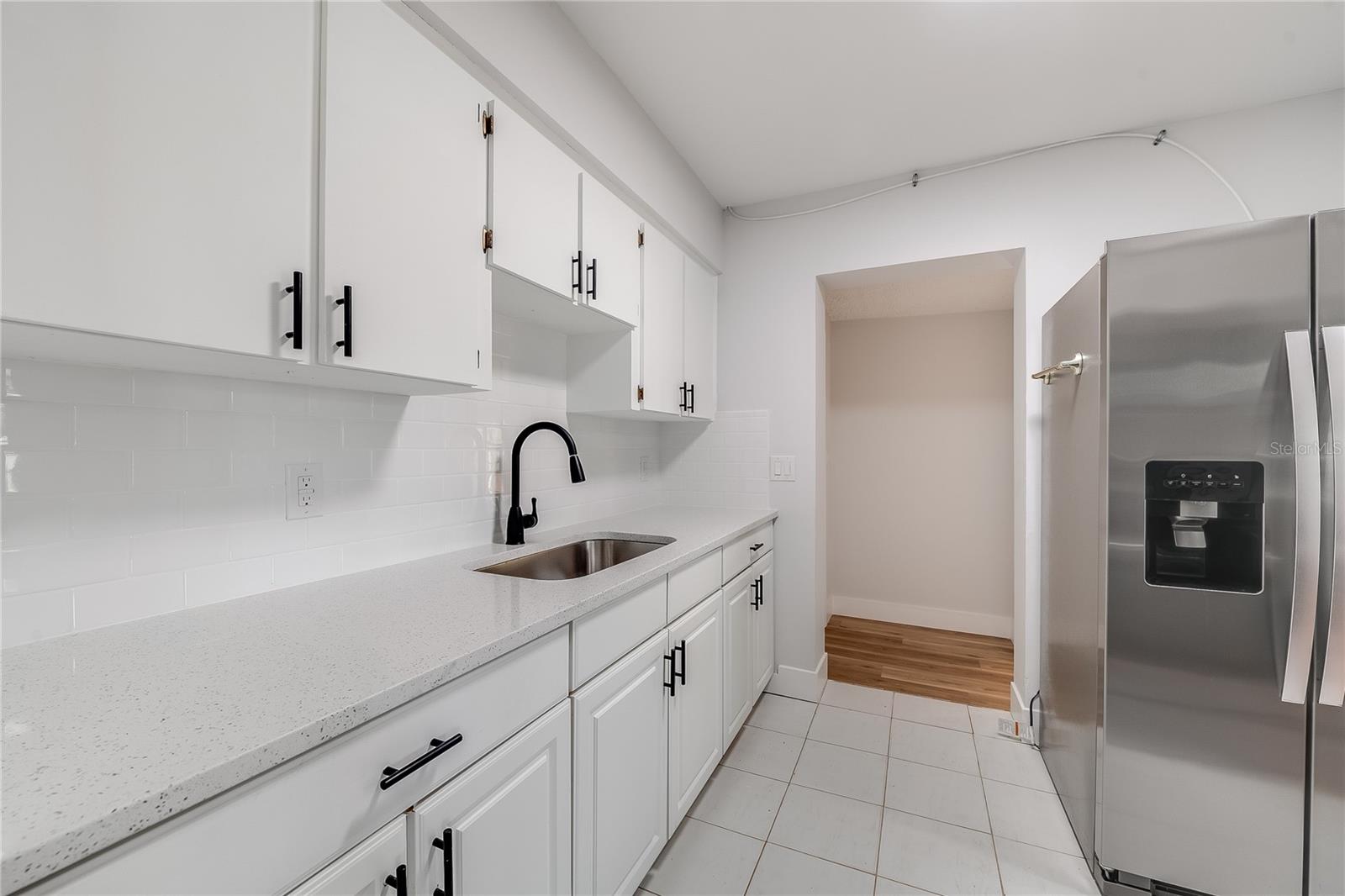 7402 WISHING WELL CT — photo 12