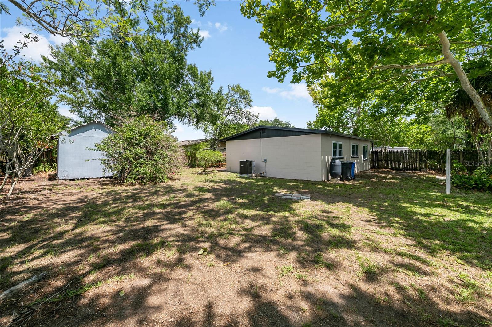 7402 WISHING WELL CT — photo 26