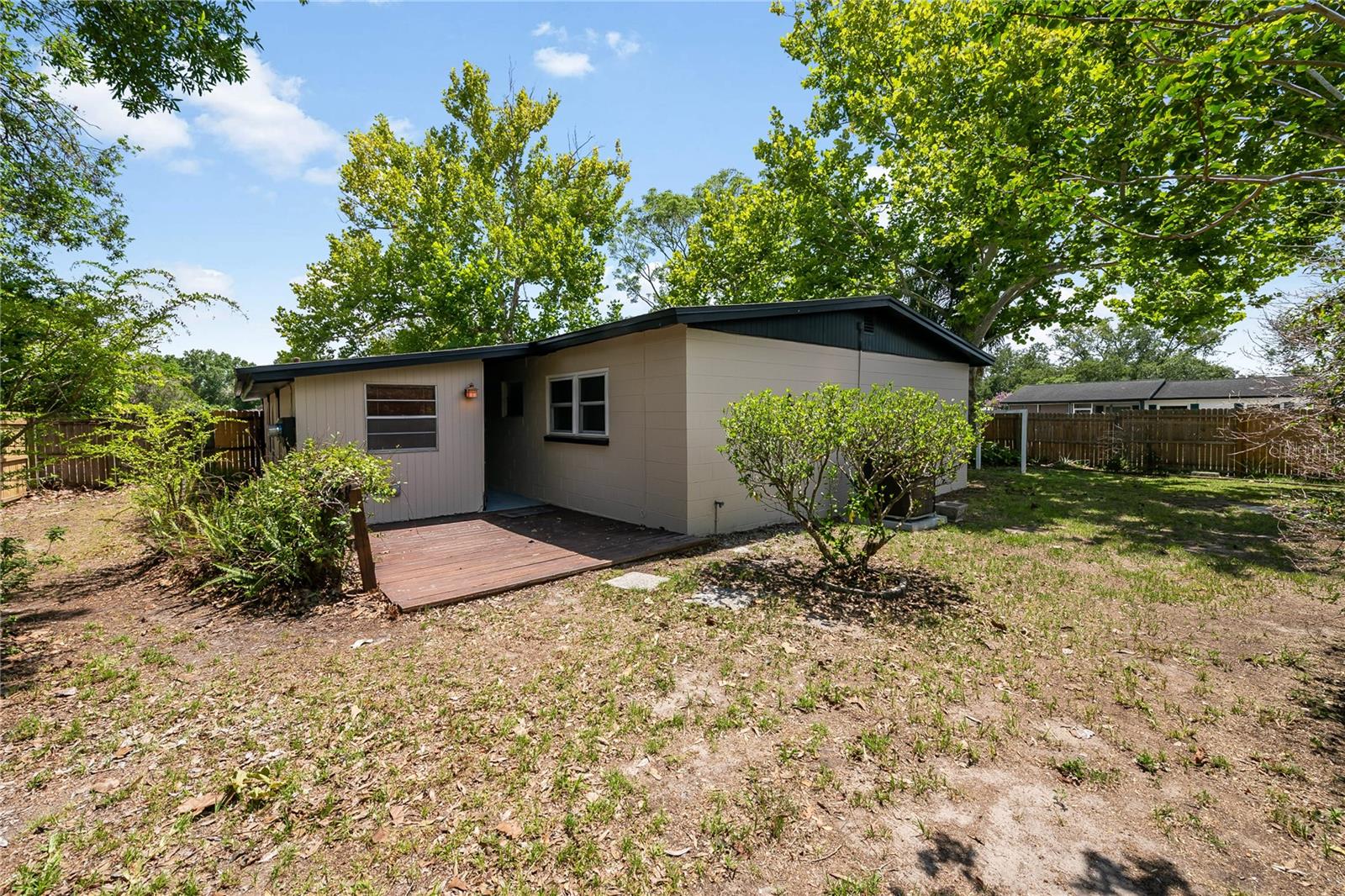 7402 WISHING WELL CT — photo 22