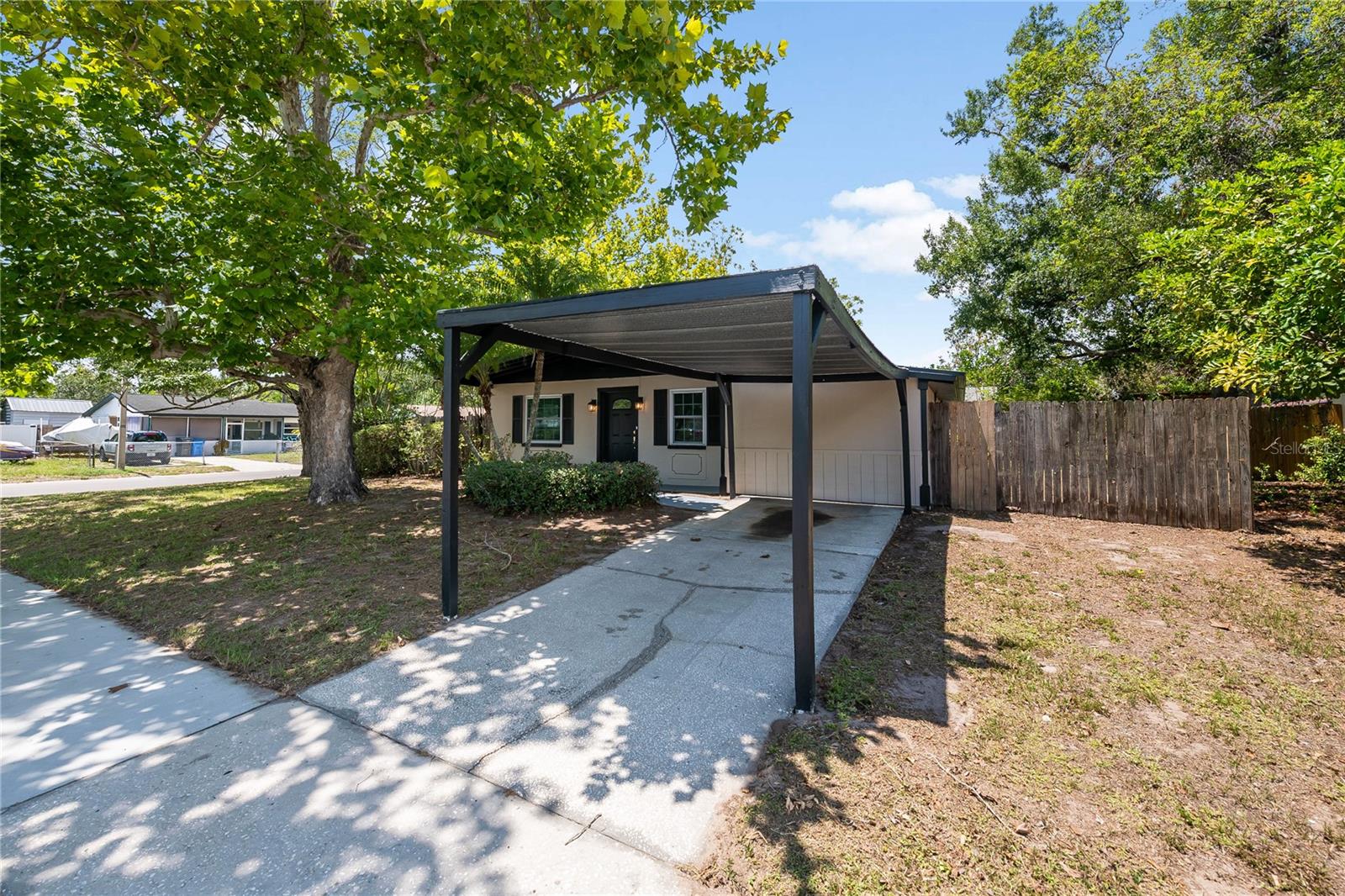 7402 WISHING WELL CT — photo 2