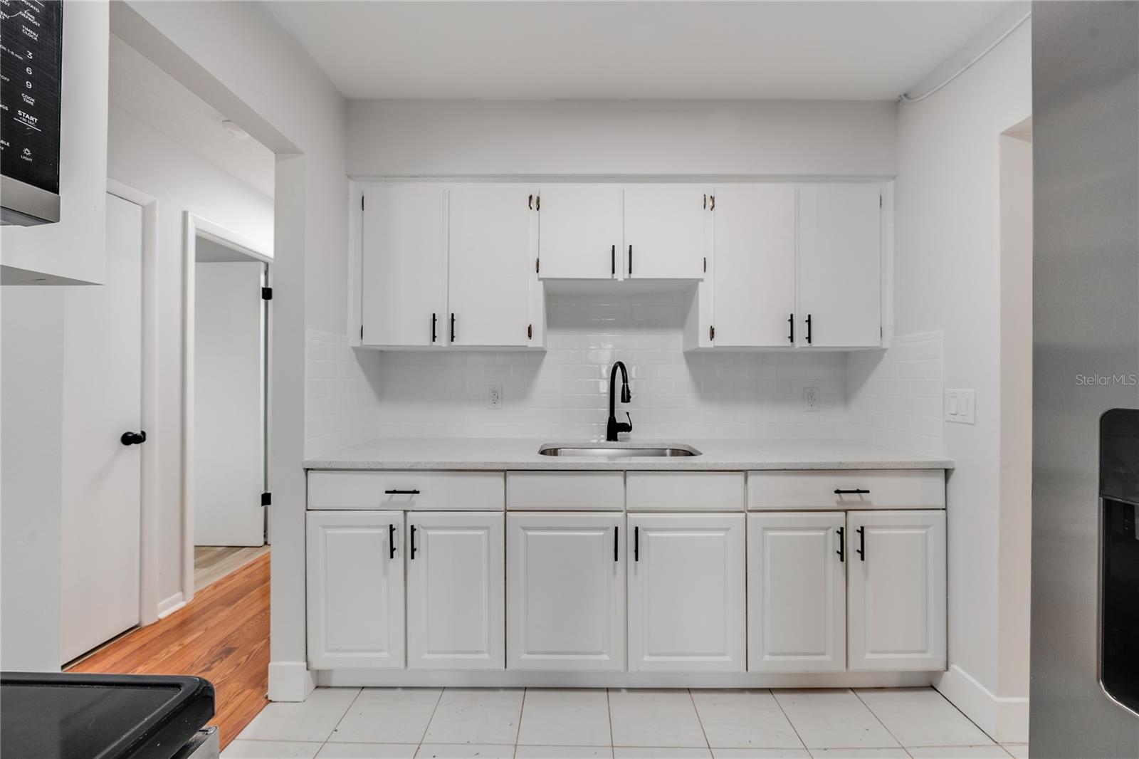 7402 WISHING WELL CT — photo 11