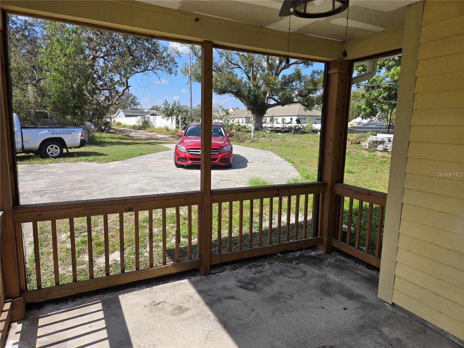 8725 TWIN LAKES BLVD — photo 4