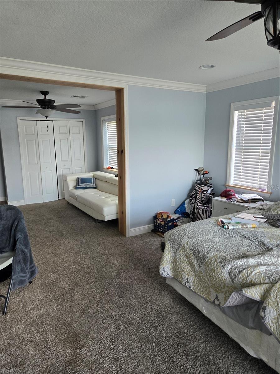 8725 TWIN LAKES BLVD — photo 40