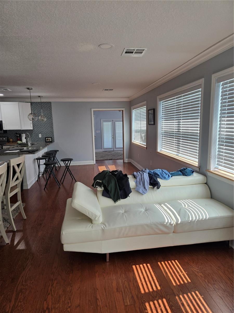 8725 TWIN LAKES BLVD — photo 19