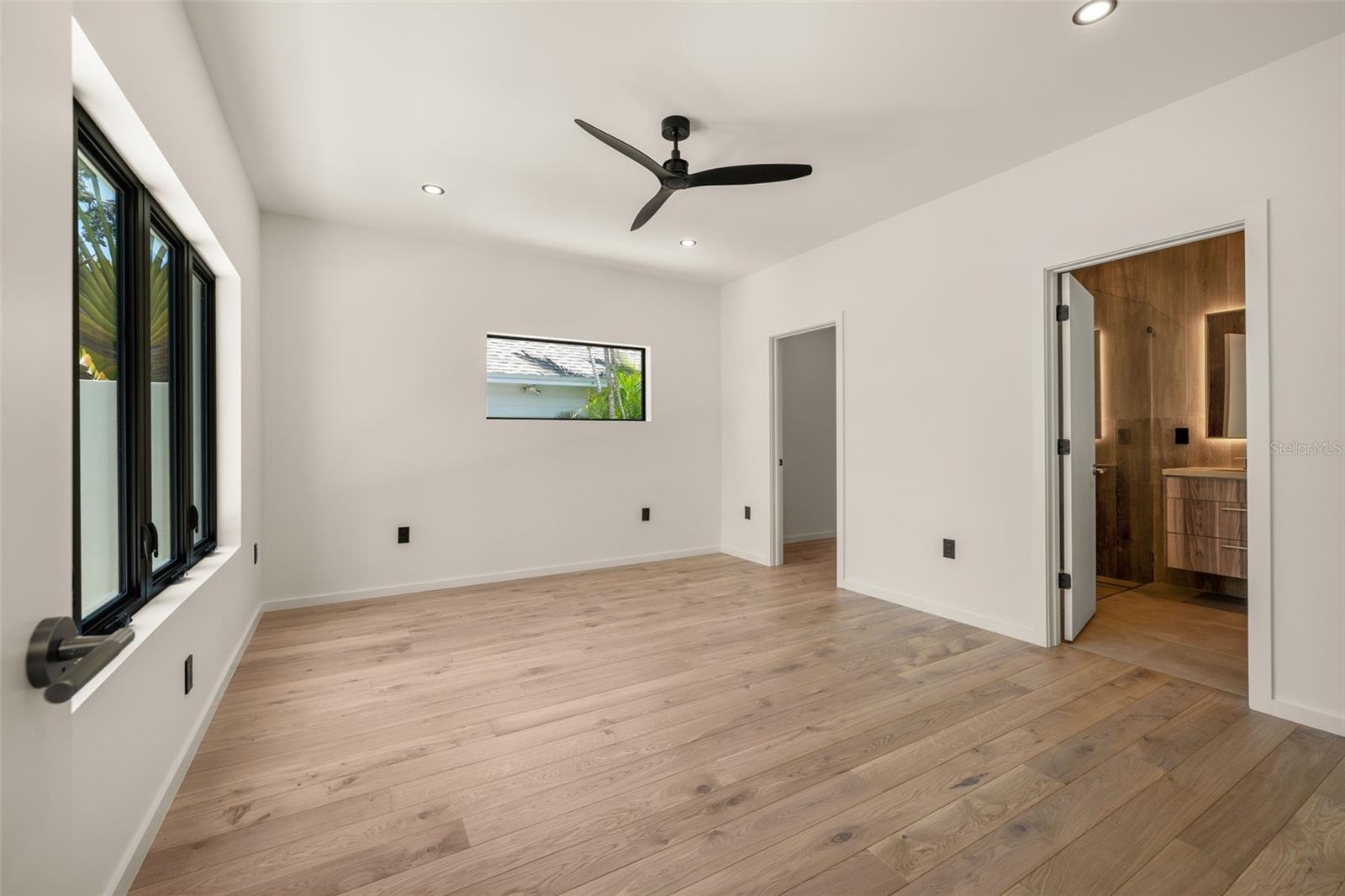 1680 CHERRY LN — photo 35