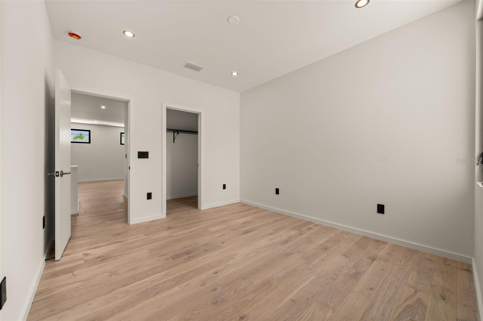 1680 CHERRY LN — photo 63