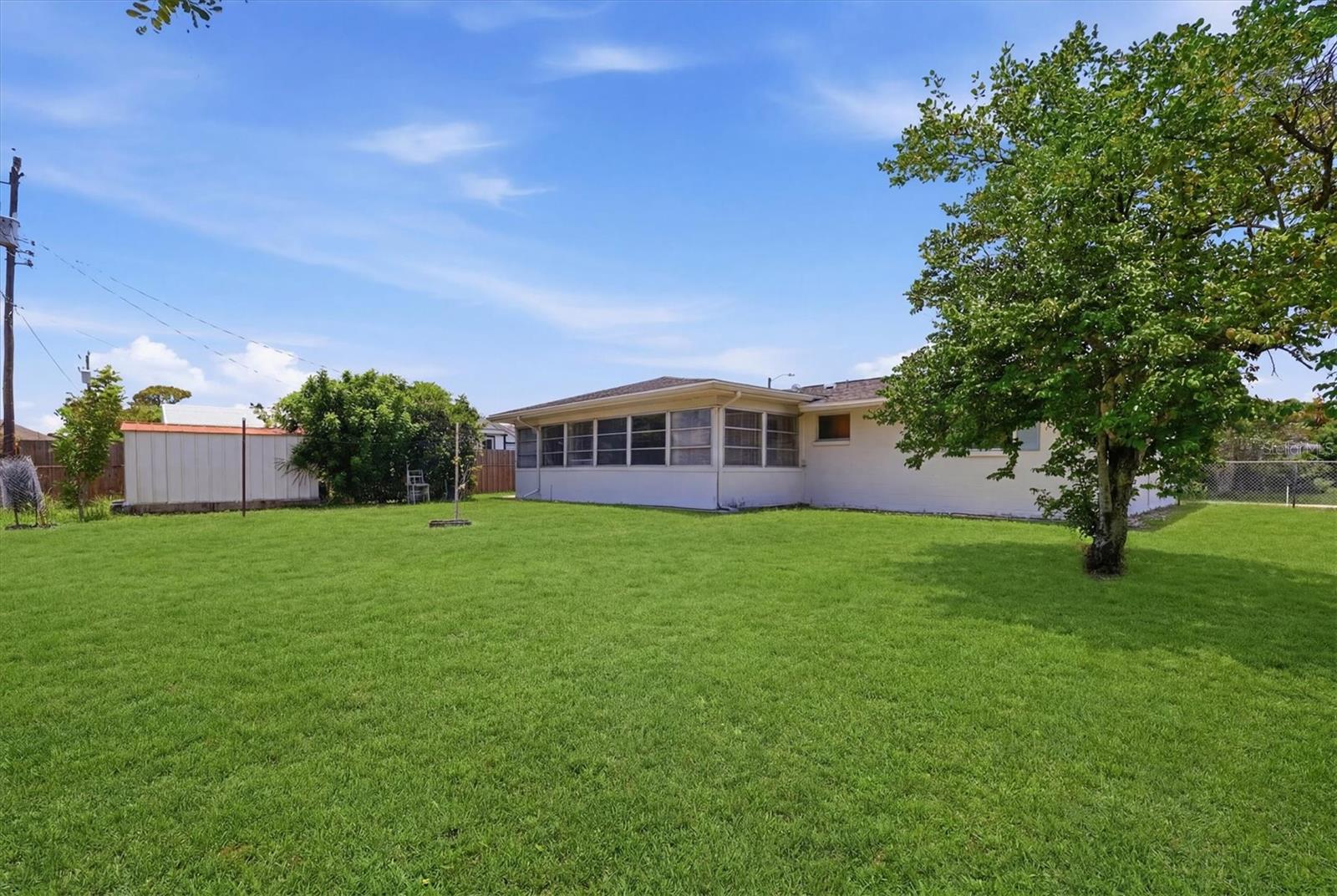 329 SAN BENITO AVE — photo 30