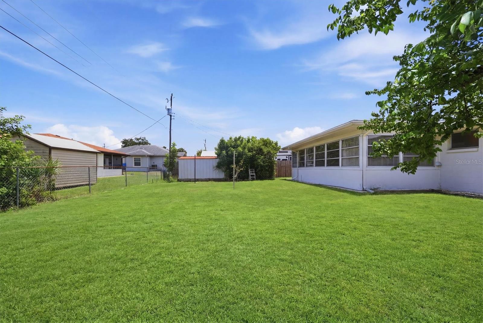329 SAN BENITO AVE — photo 31