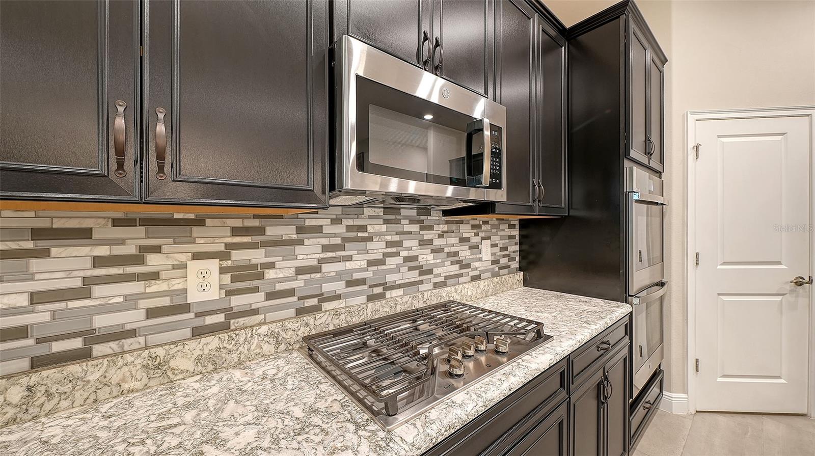 8234 TEA OLIVE TER — photo 19