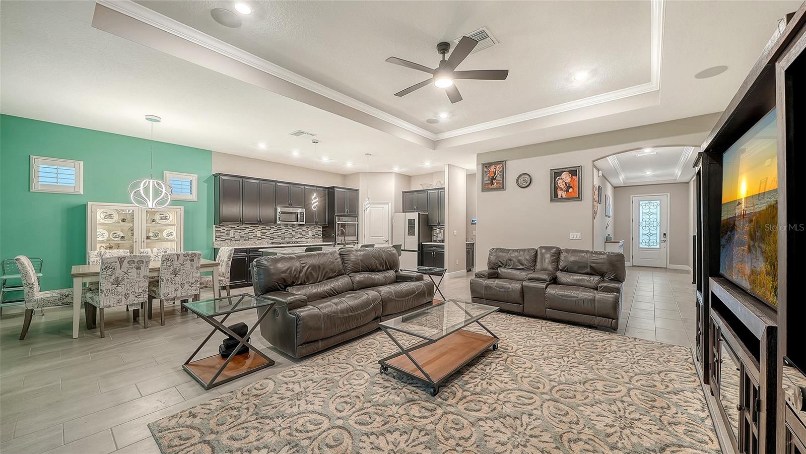 8234 TEA OLIVE TER — photo 14