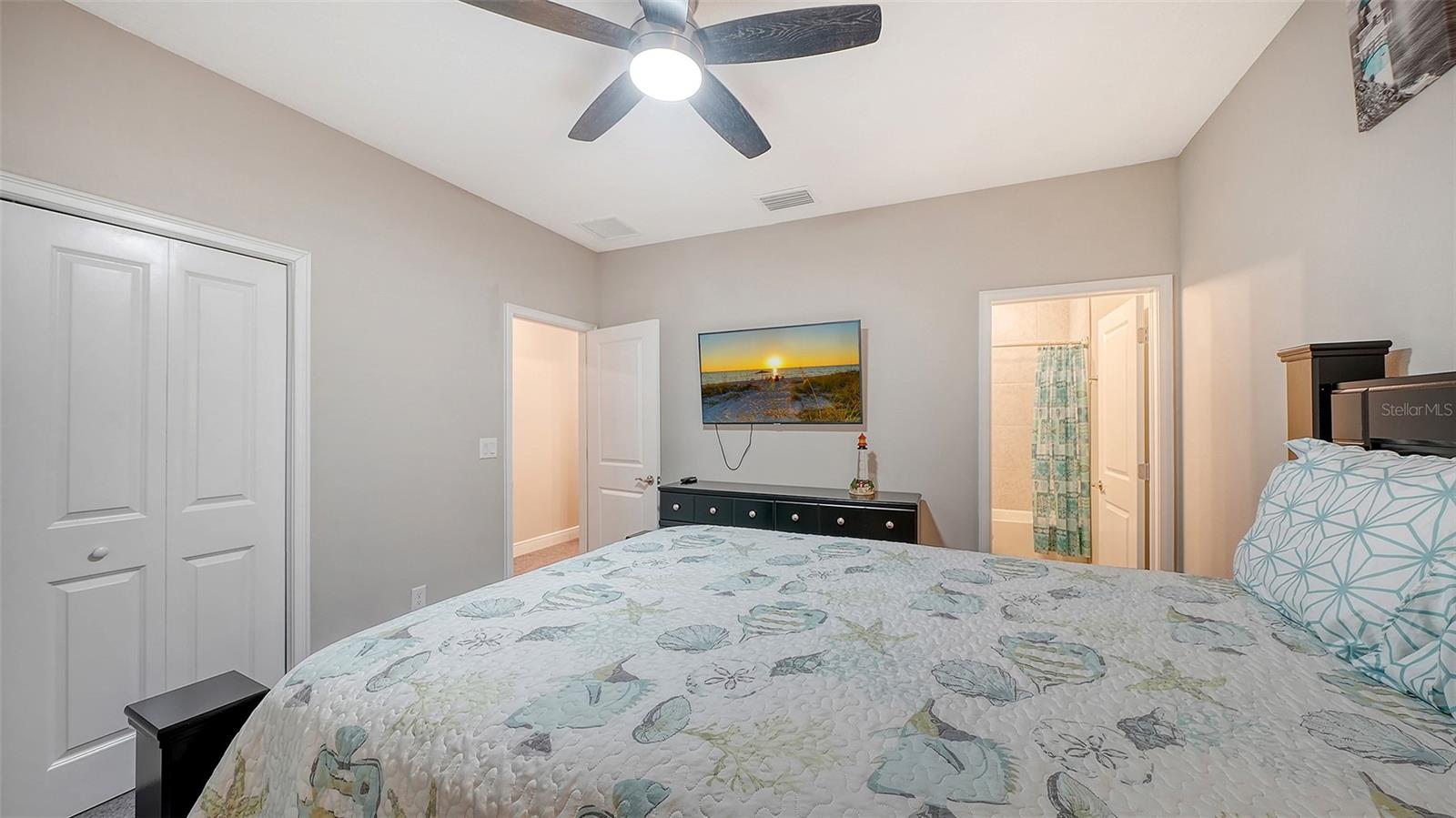 8234 TEA OLIVE TER — photo 37
