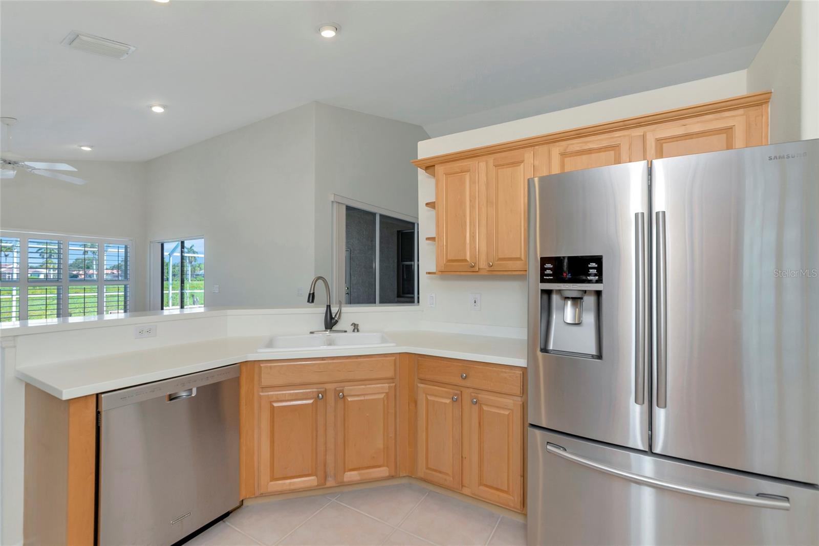 5133 FLAGSTONE DR — photo 8