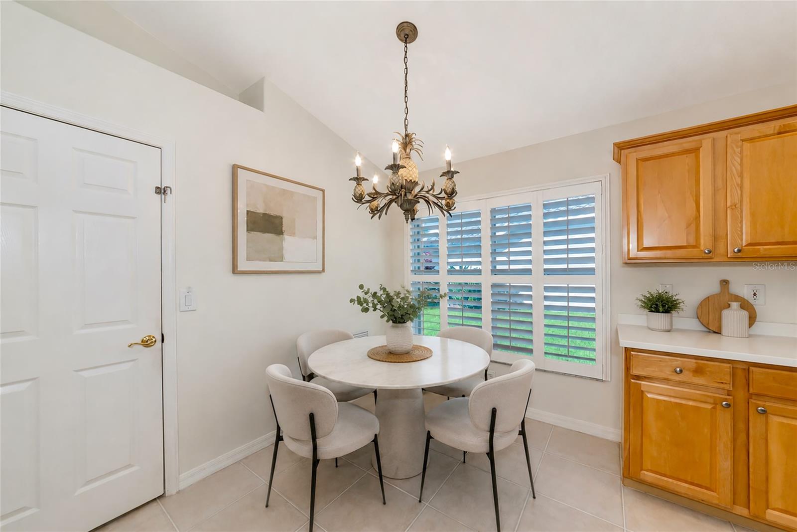 5133 FLAGSTONE DR — photo 9