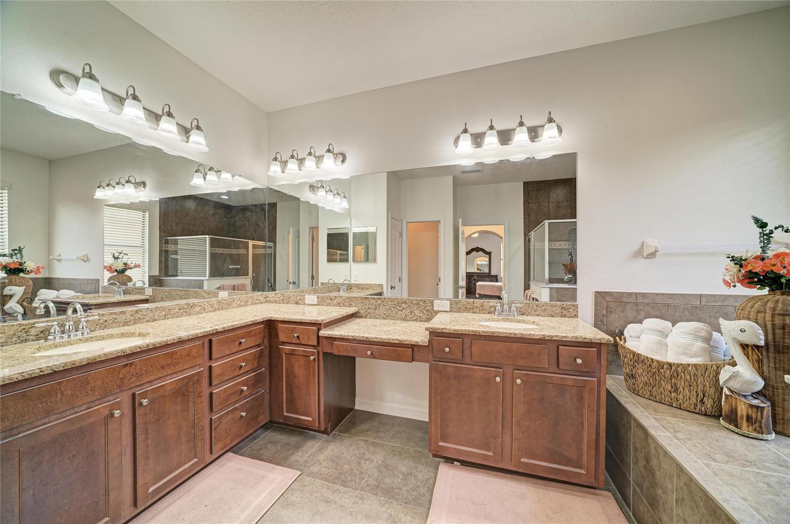 316 STAR SHELL DR — photo 29