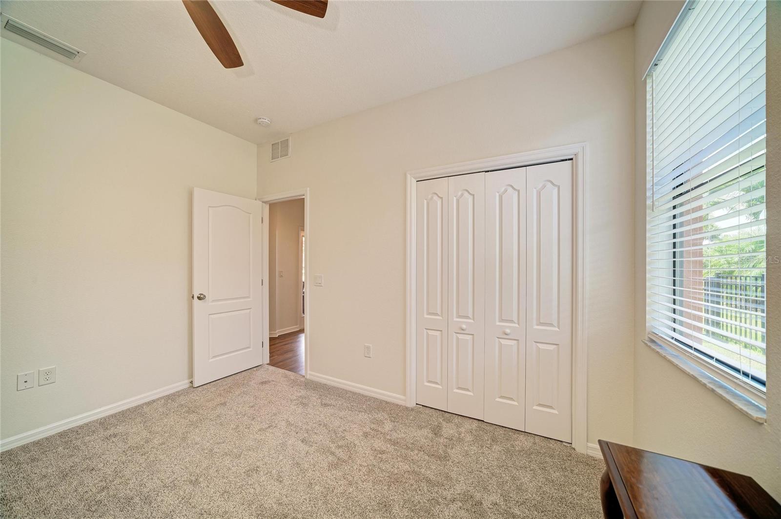 316 STAR SHELL DR — photo 35