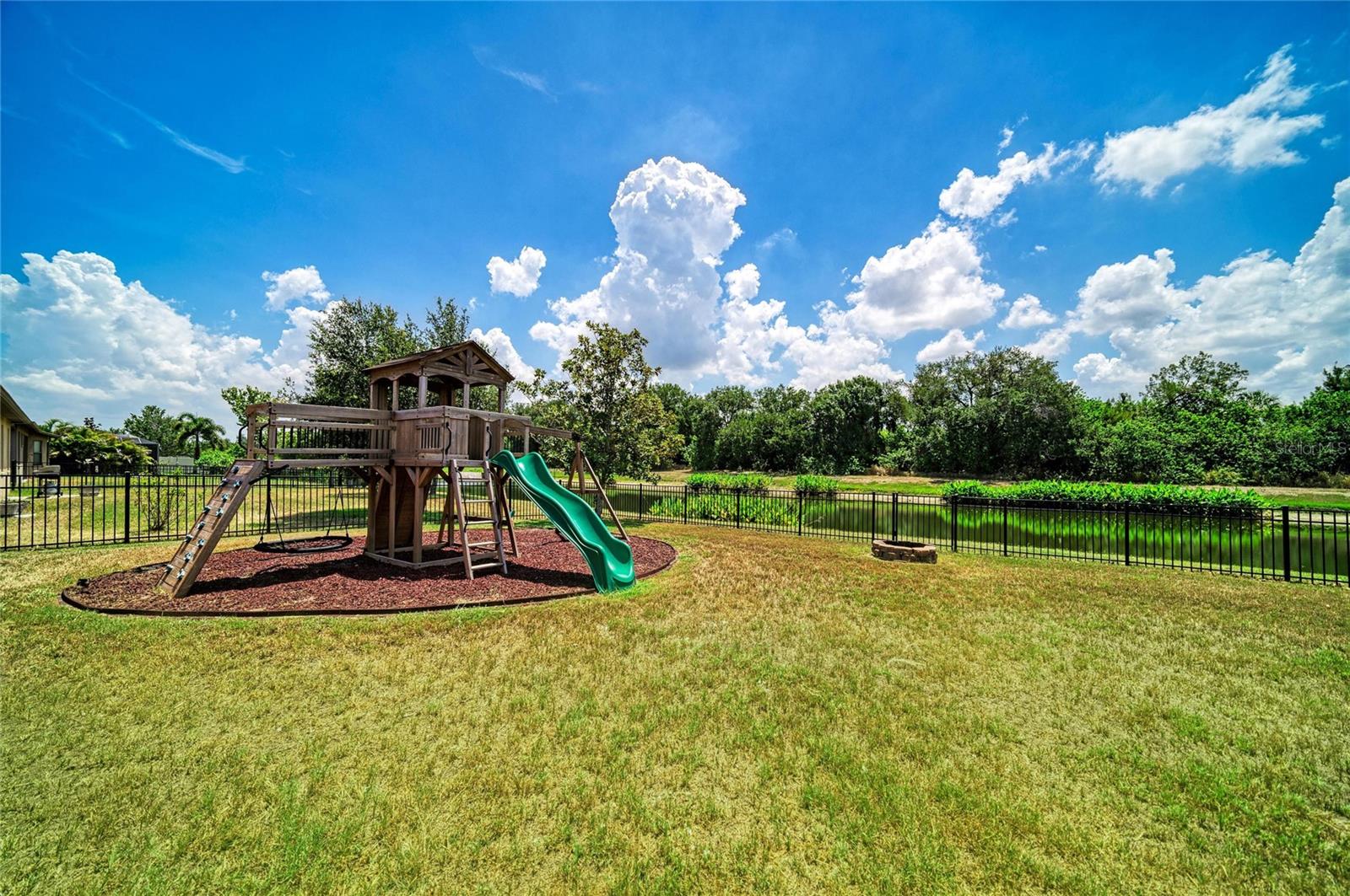 316 STAR SHELL DR — photo 44