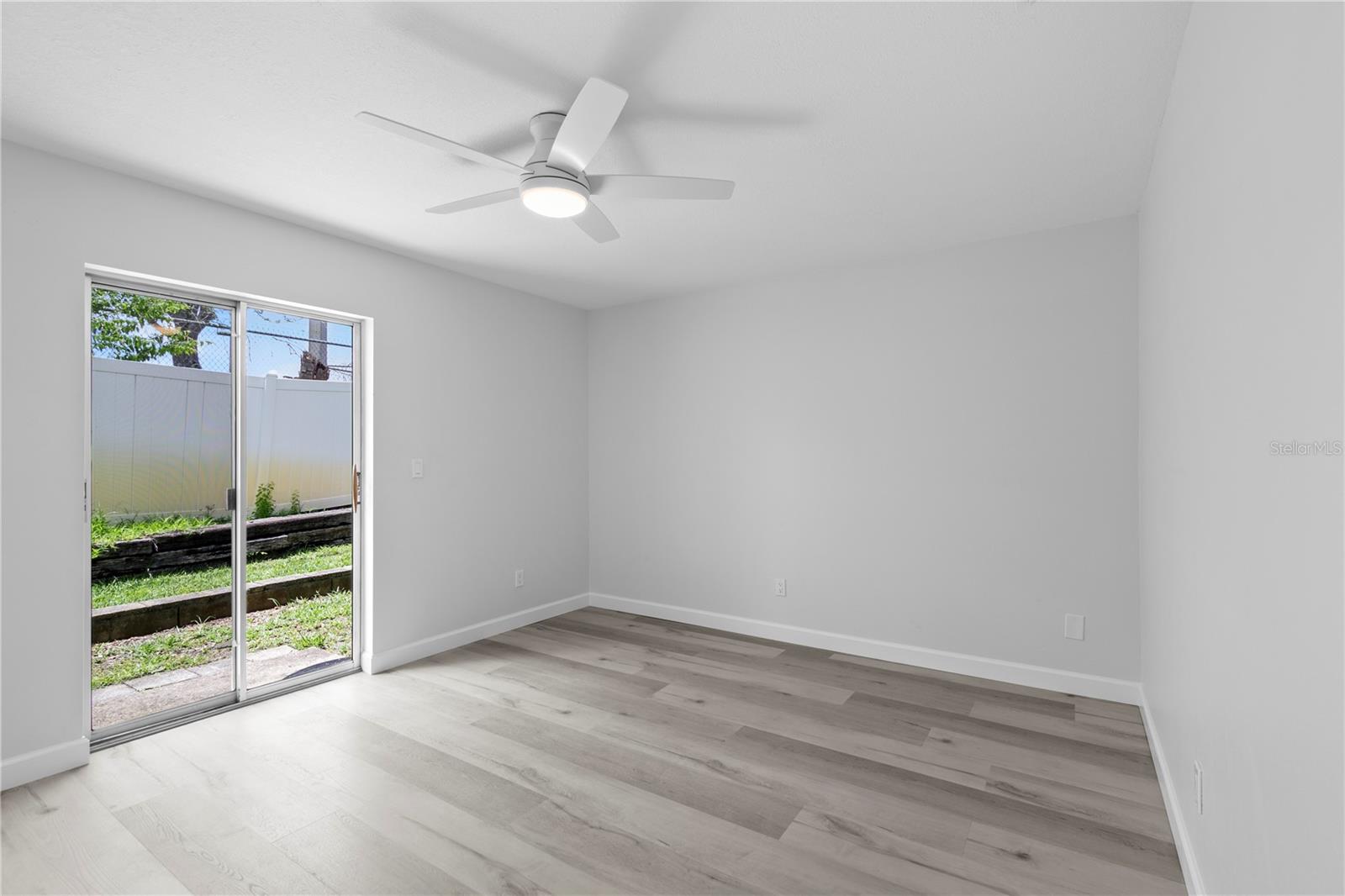 6225 ELMHURST DR — photo 8