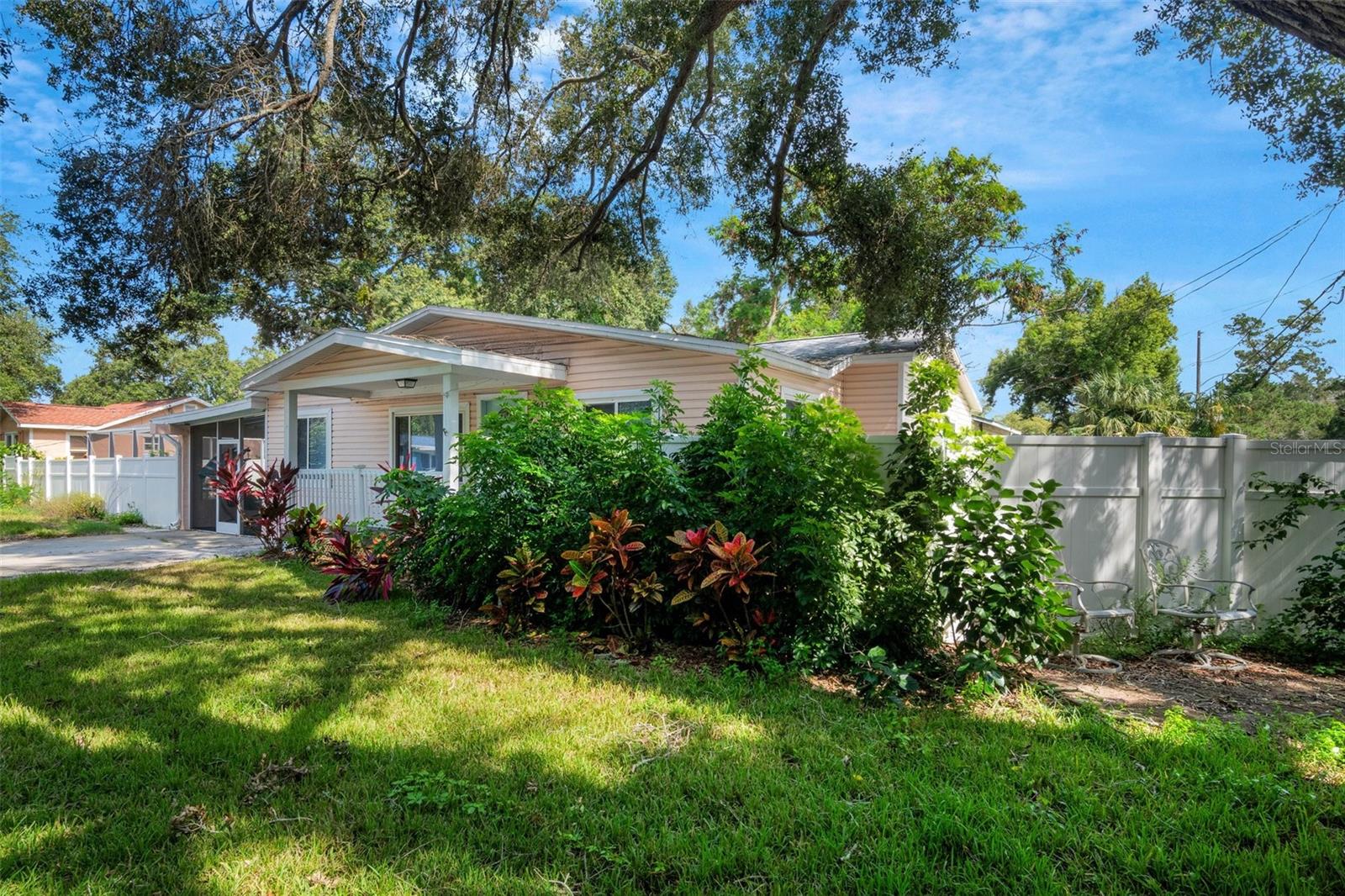 1600 LORETTA AVE NW — photo 48
