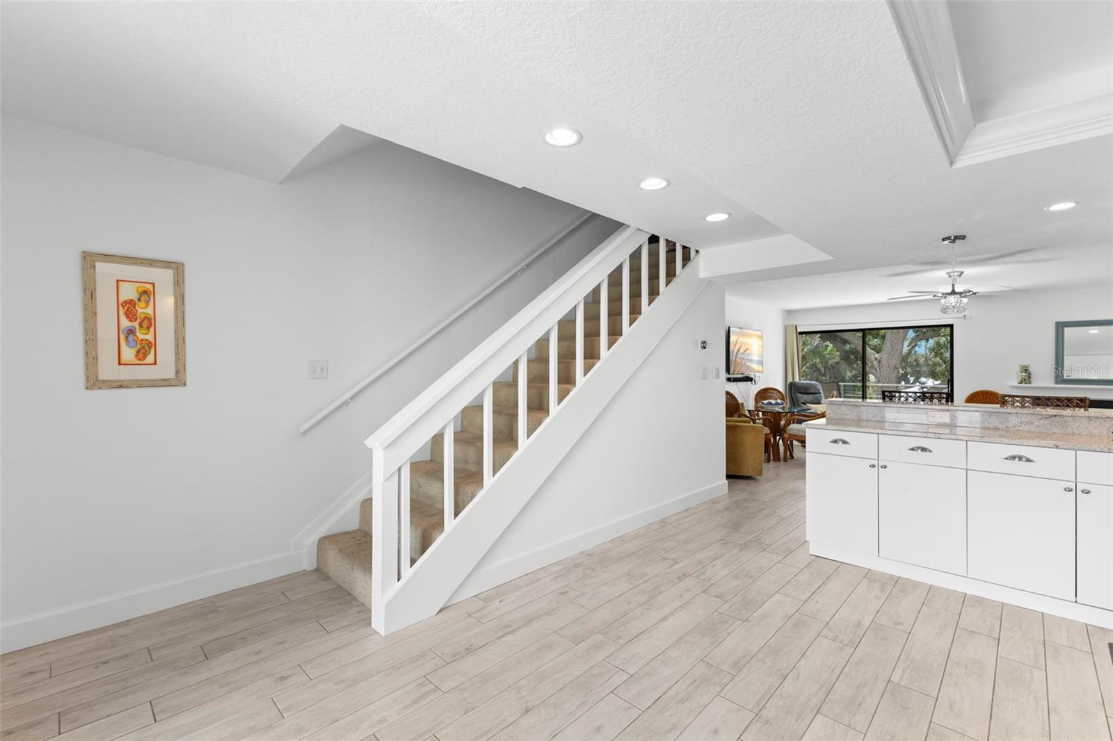 433 S PAULA DR #28 — photo 6