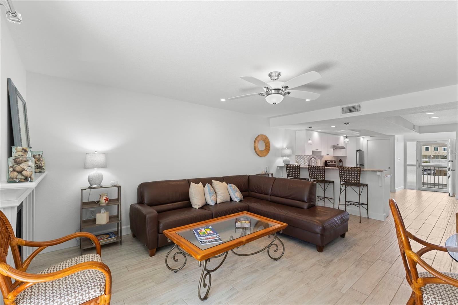 433 S PAULA DR #28 — photo 10
