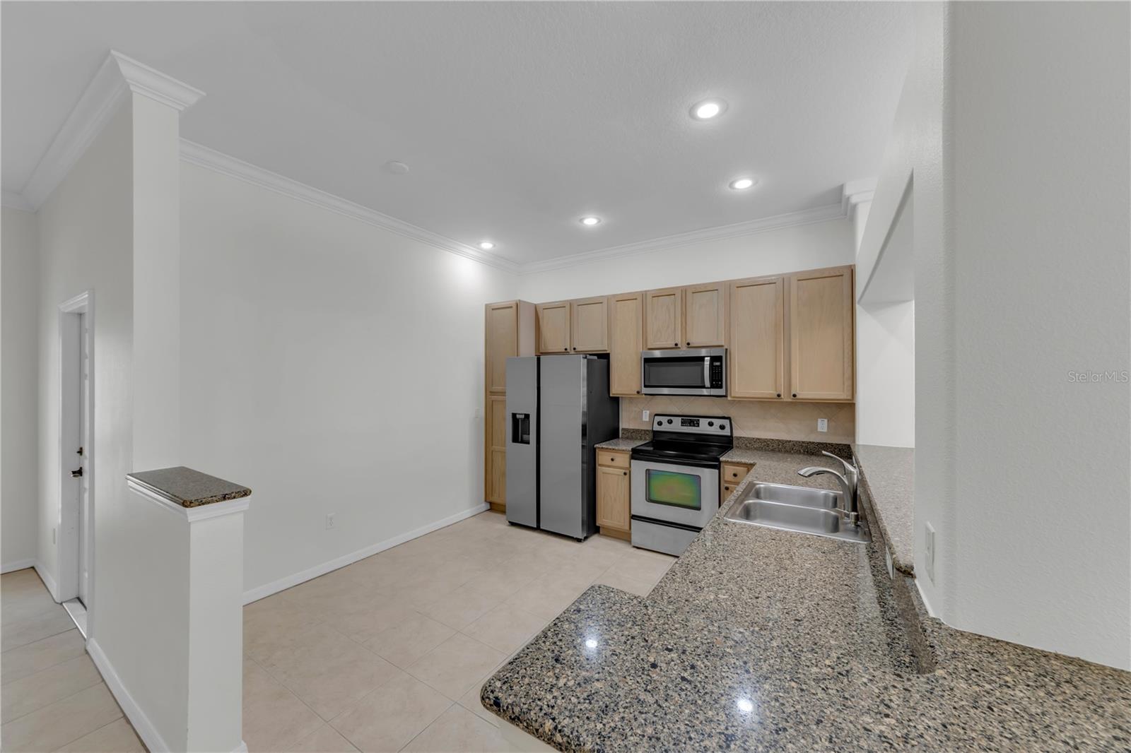1421 RIDGE TER — photo 11