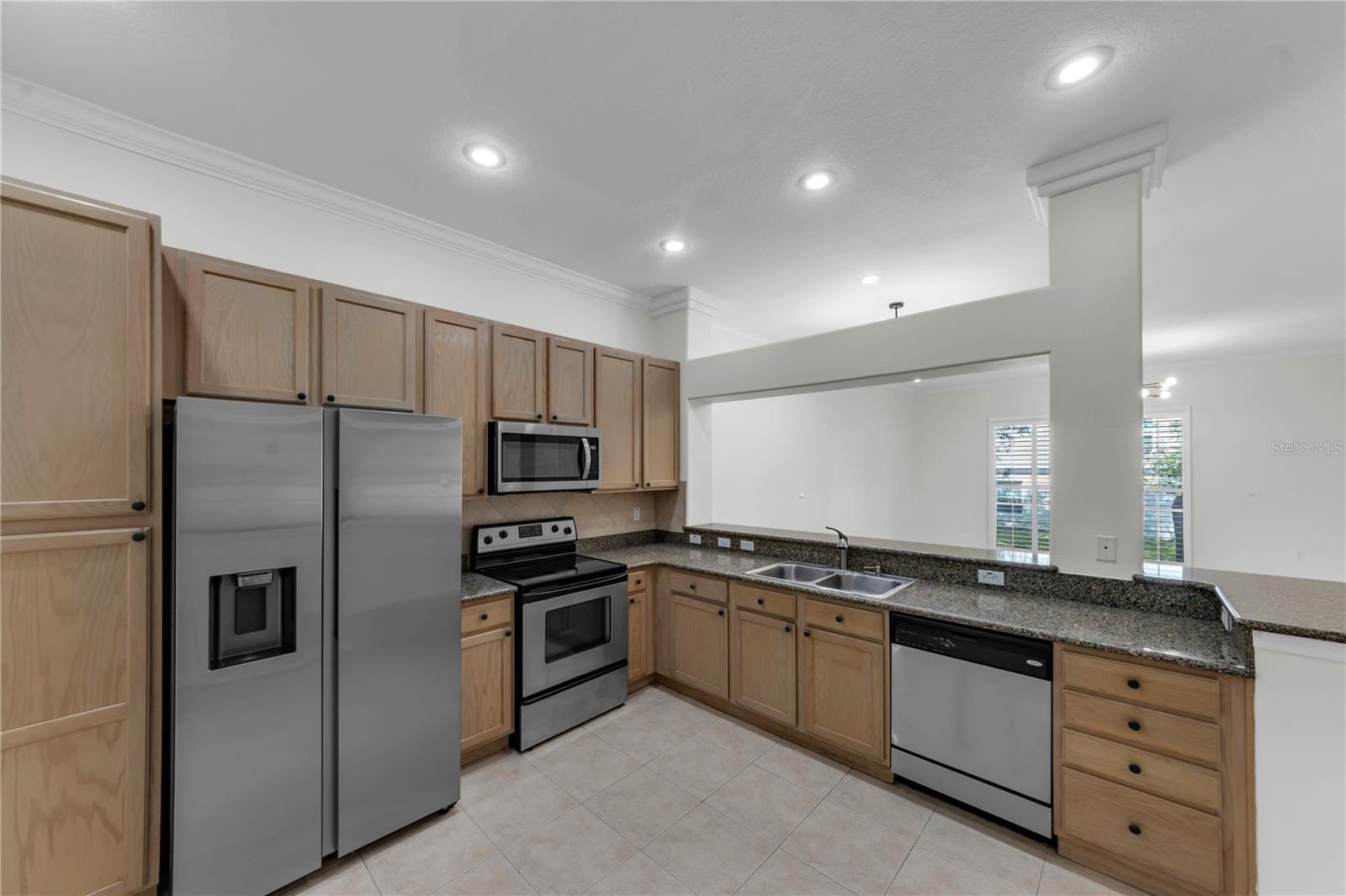 1421 RIDGE TER — photo 9