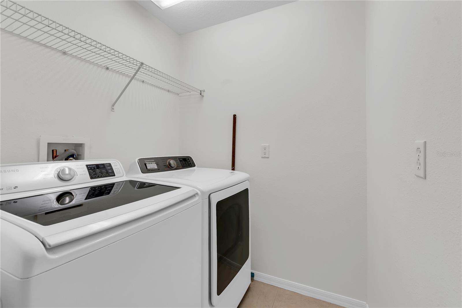 1421 RIDGE TER — photo 29