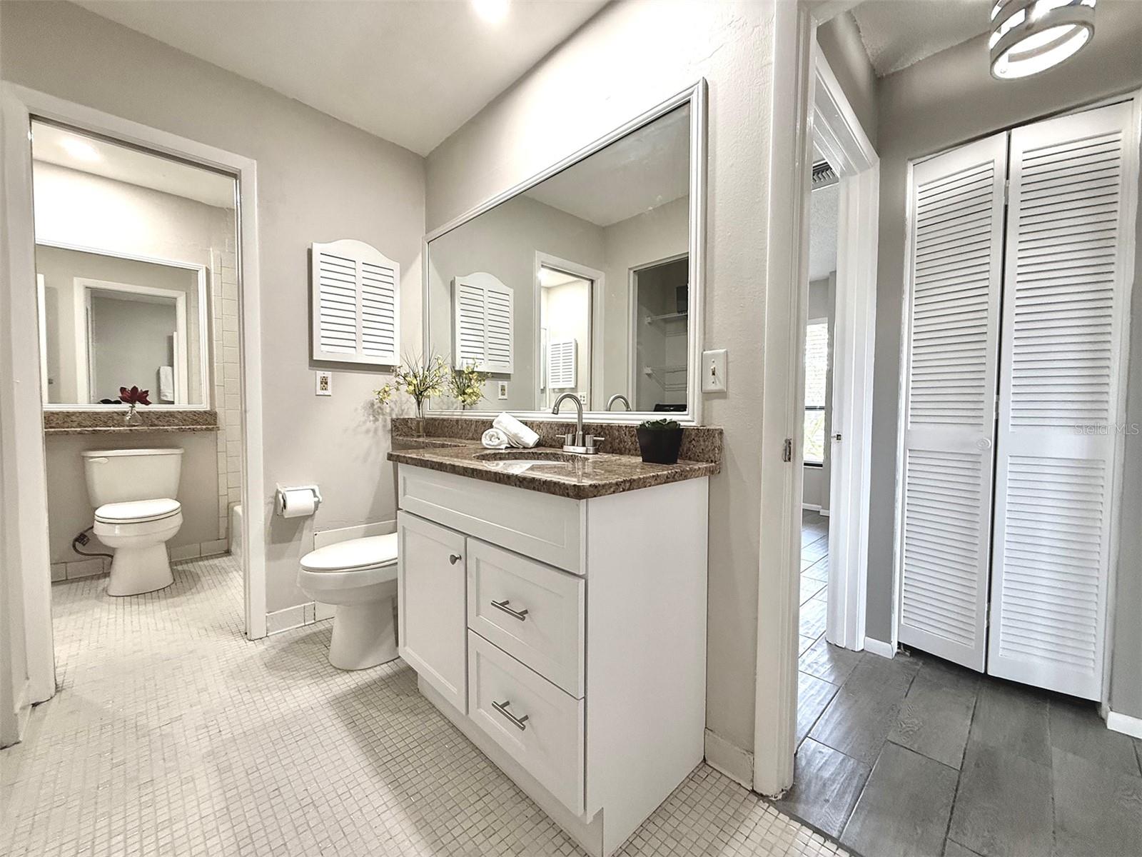 942 N BENEVA RD #V28 — photo 21