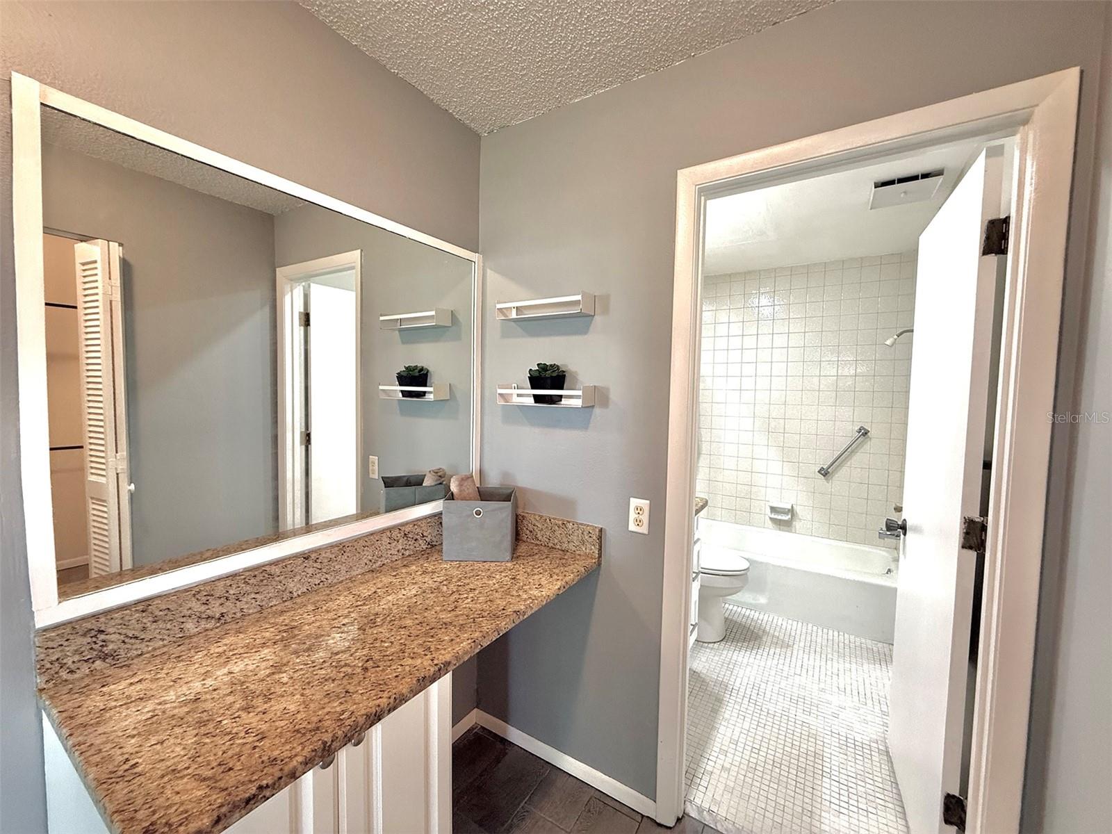 942 N BENEVA RD #V28 — photo 14