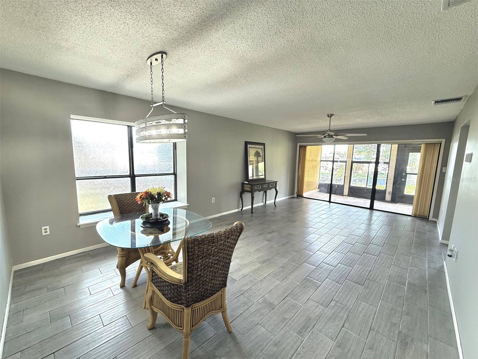 942 N BENEVA RD #V28 — photo 7