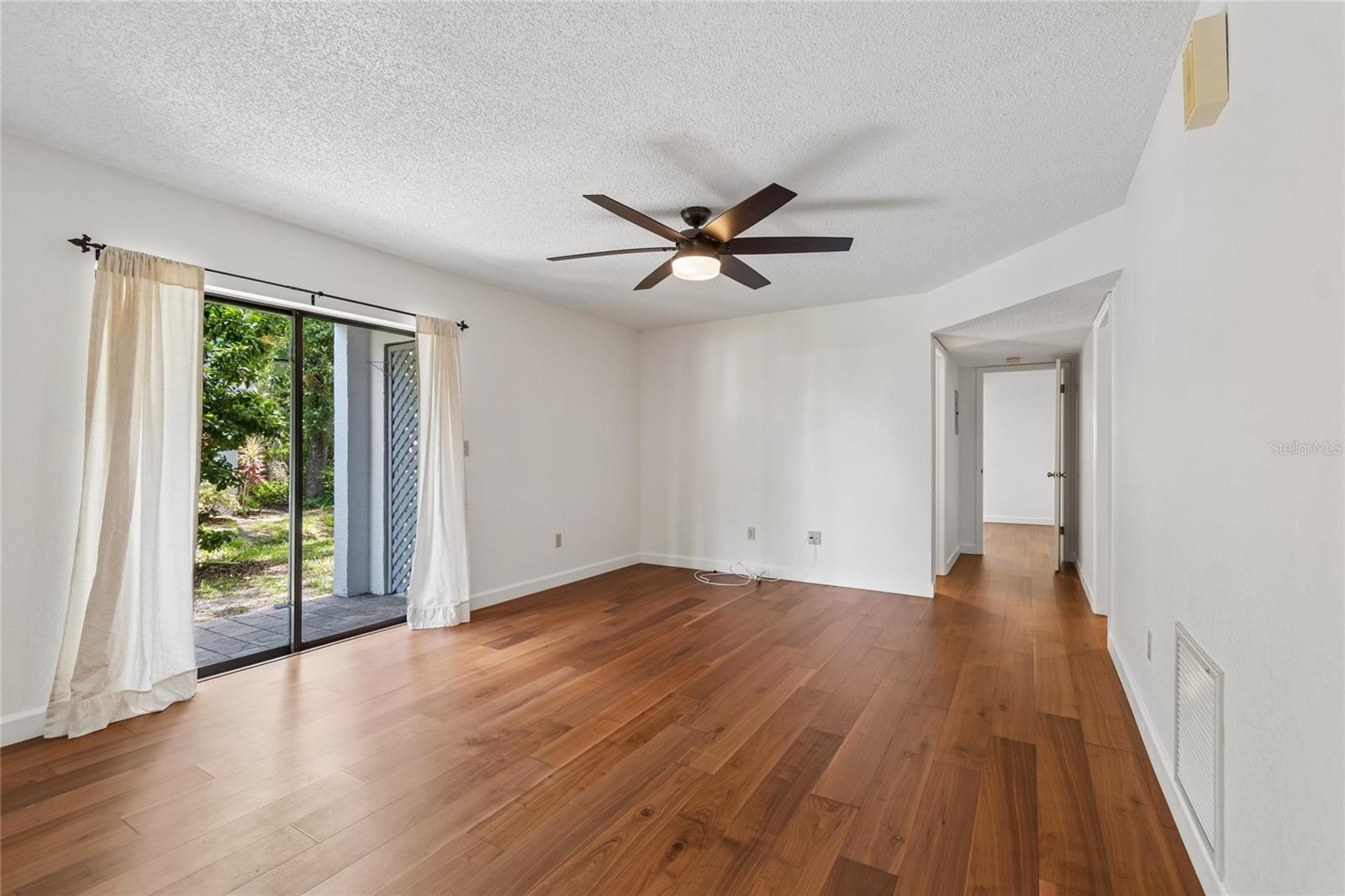 11800 PARK BLVD #401 — photo 13