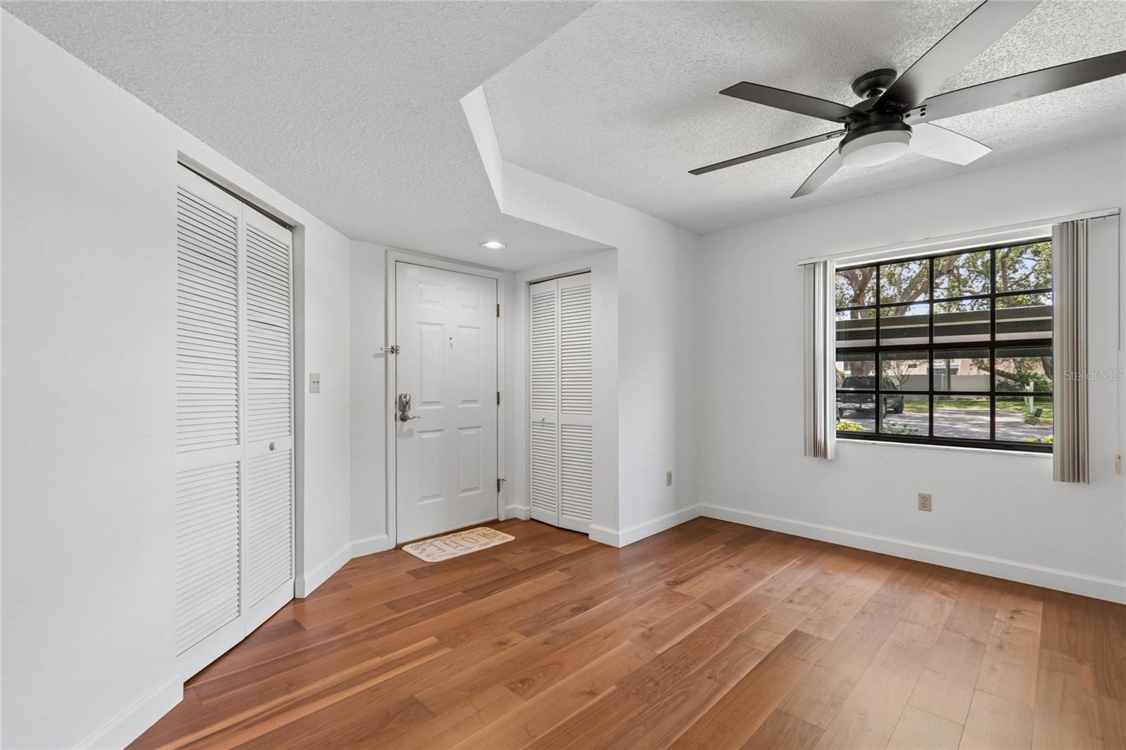 11800 PARK BLVD #401 — photo 4