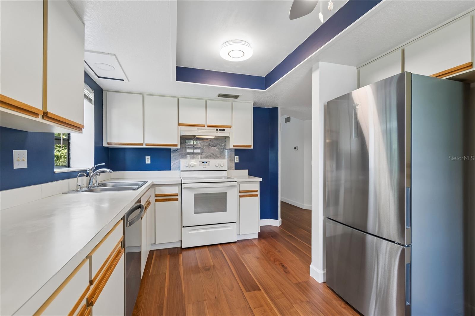 11800 PARK BLVD #401 — photo 10