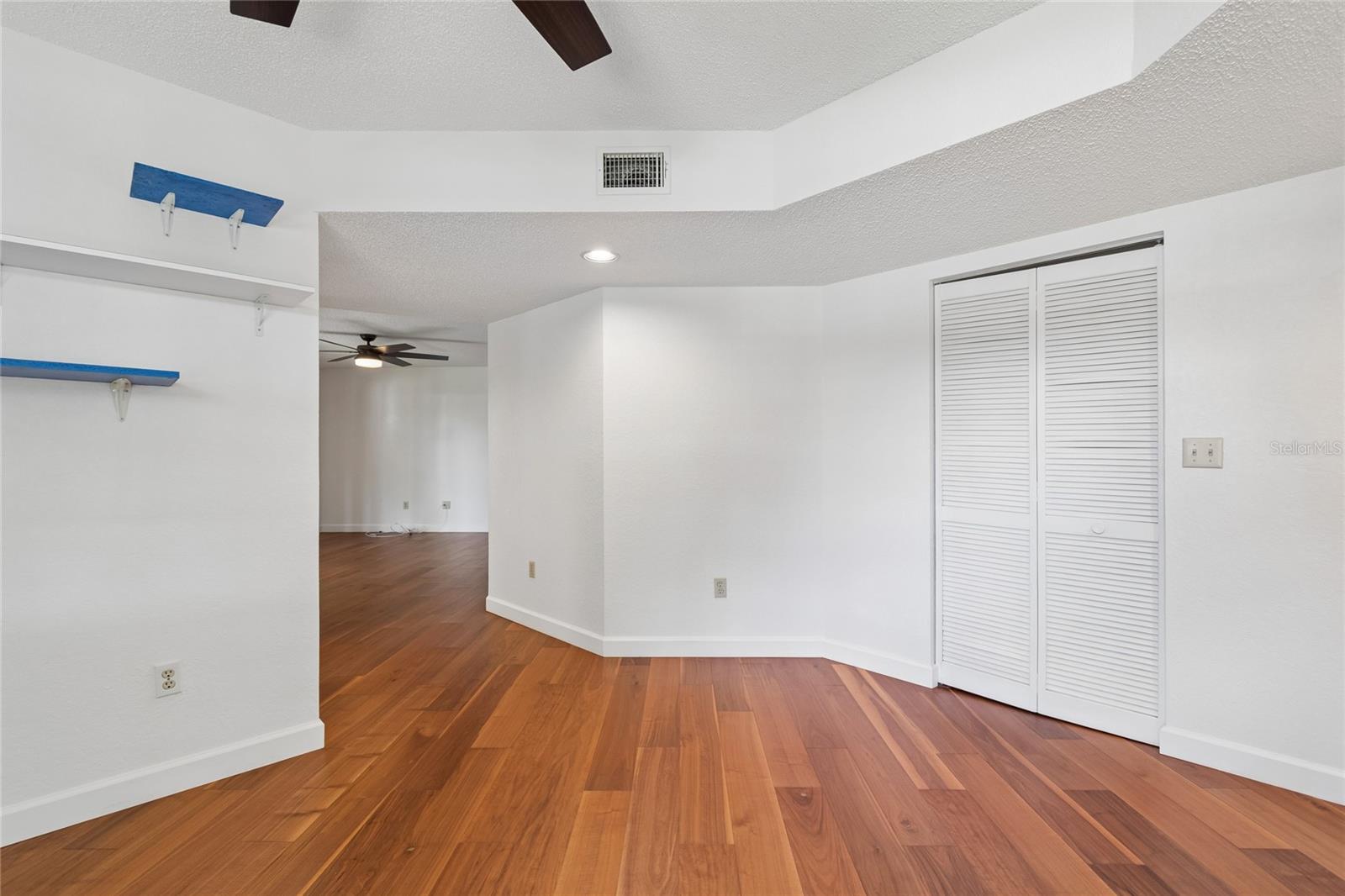 11800 PARK BLVD #401 — photo 6