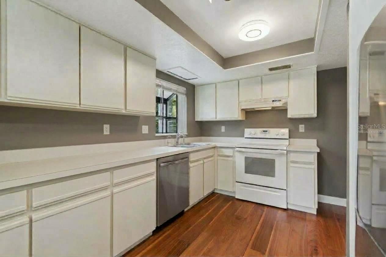 11800 PARK BLVD #401 — photo 54