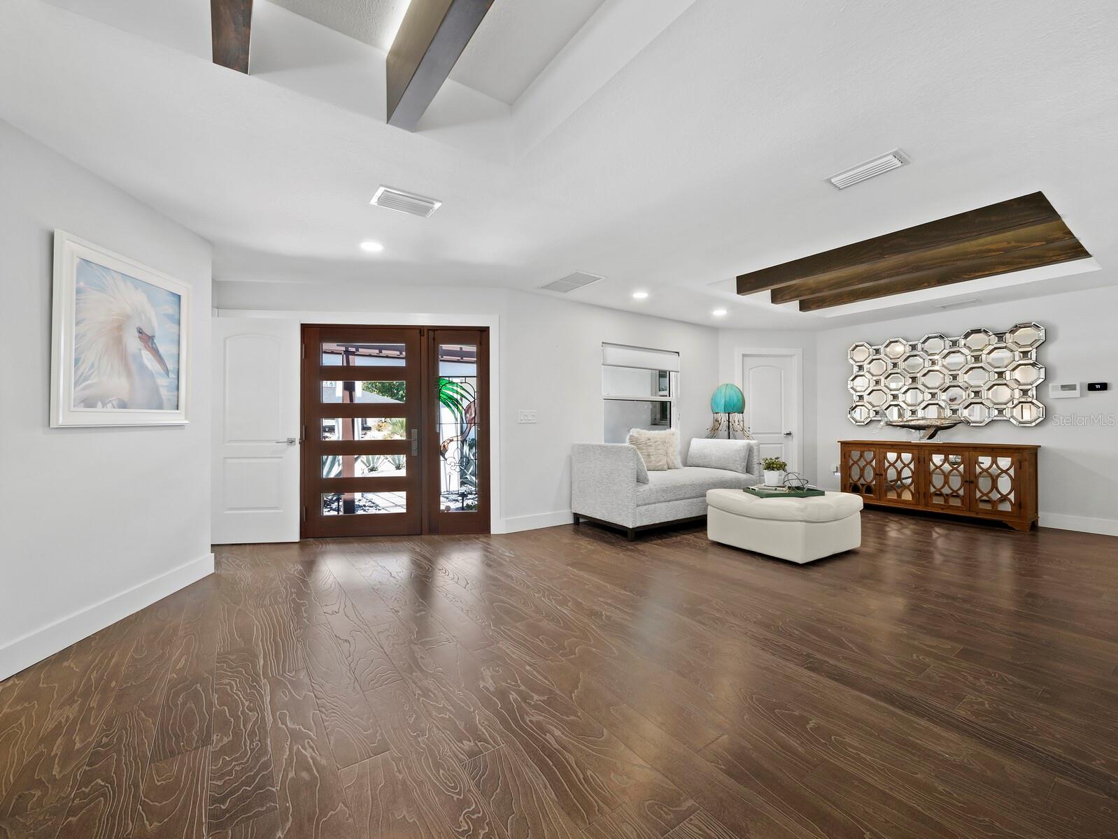 622 TROPICAL CIR — photo 11