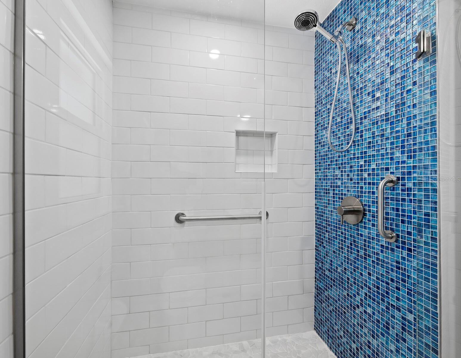 622 TROPICAL CIR — photo 29