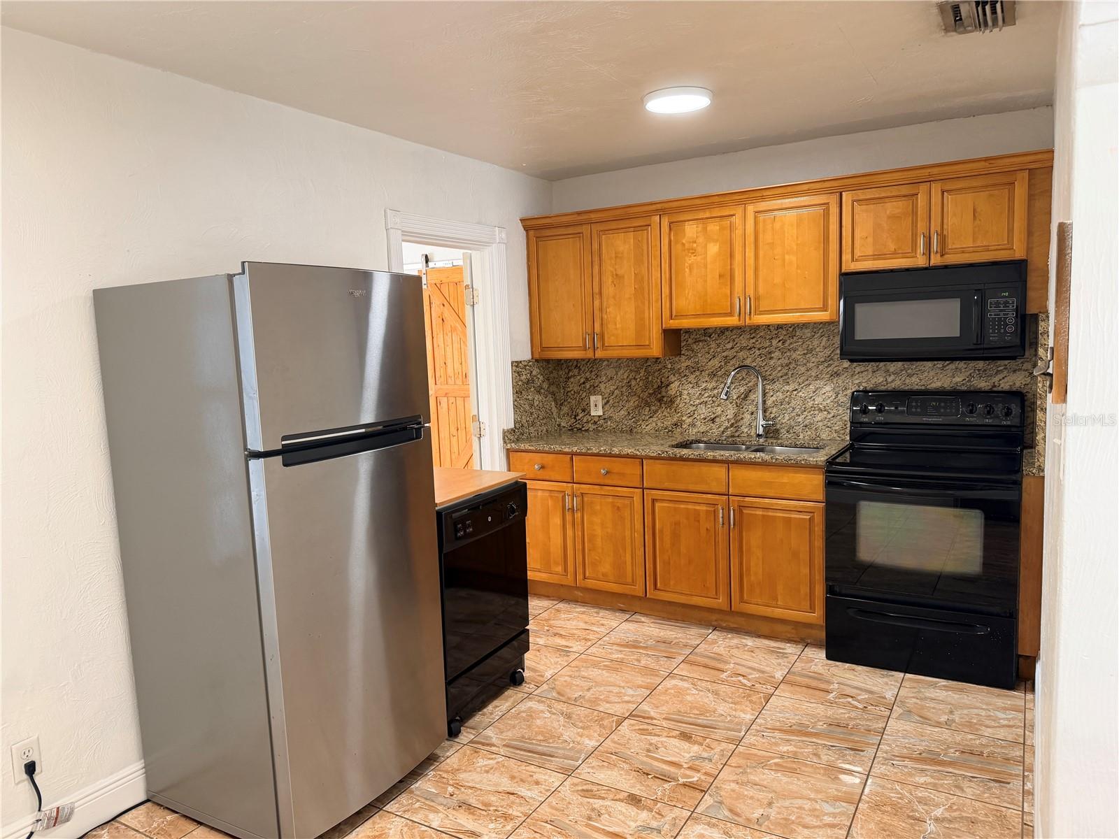 702 W PENINSULAR ST — photo 10