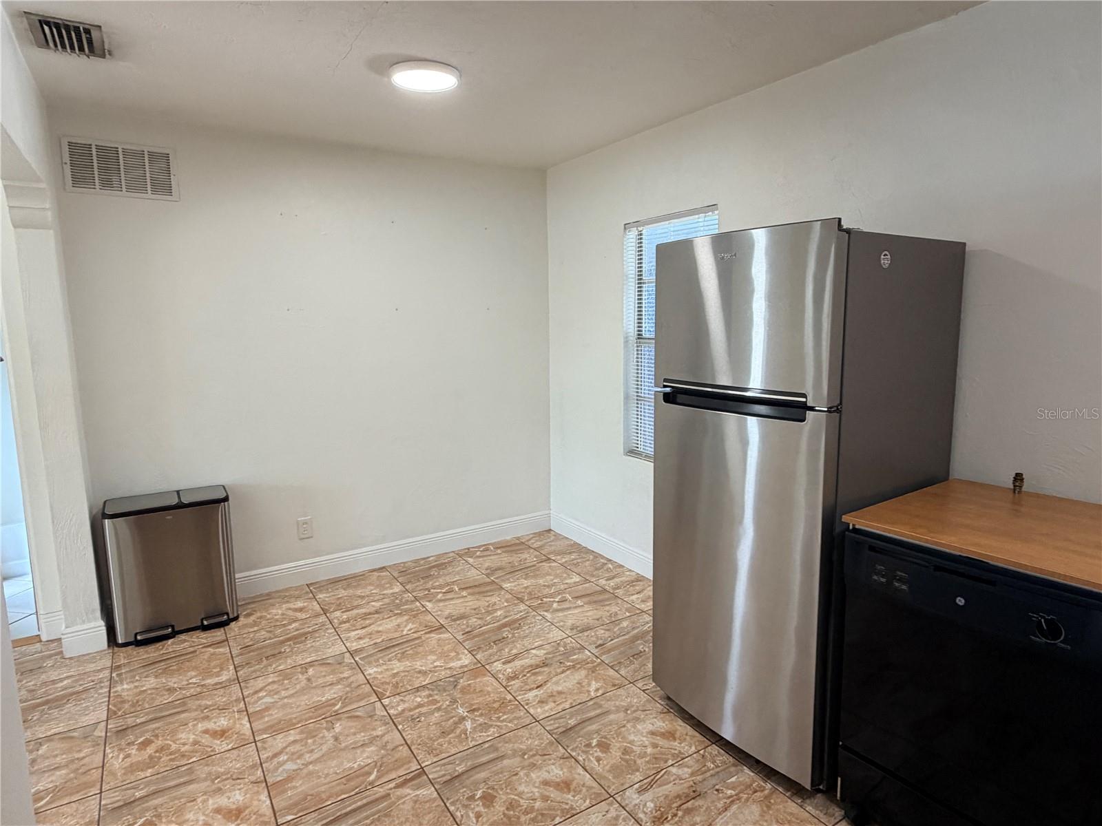 702 W PENINSULAR ST — photo 11