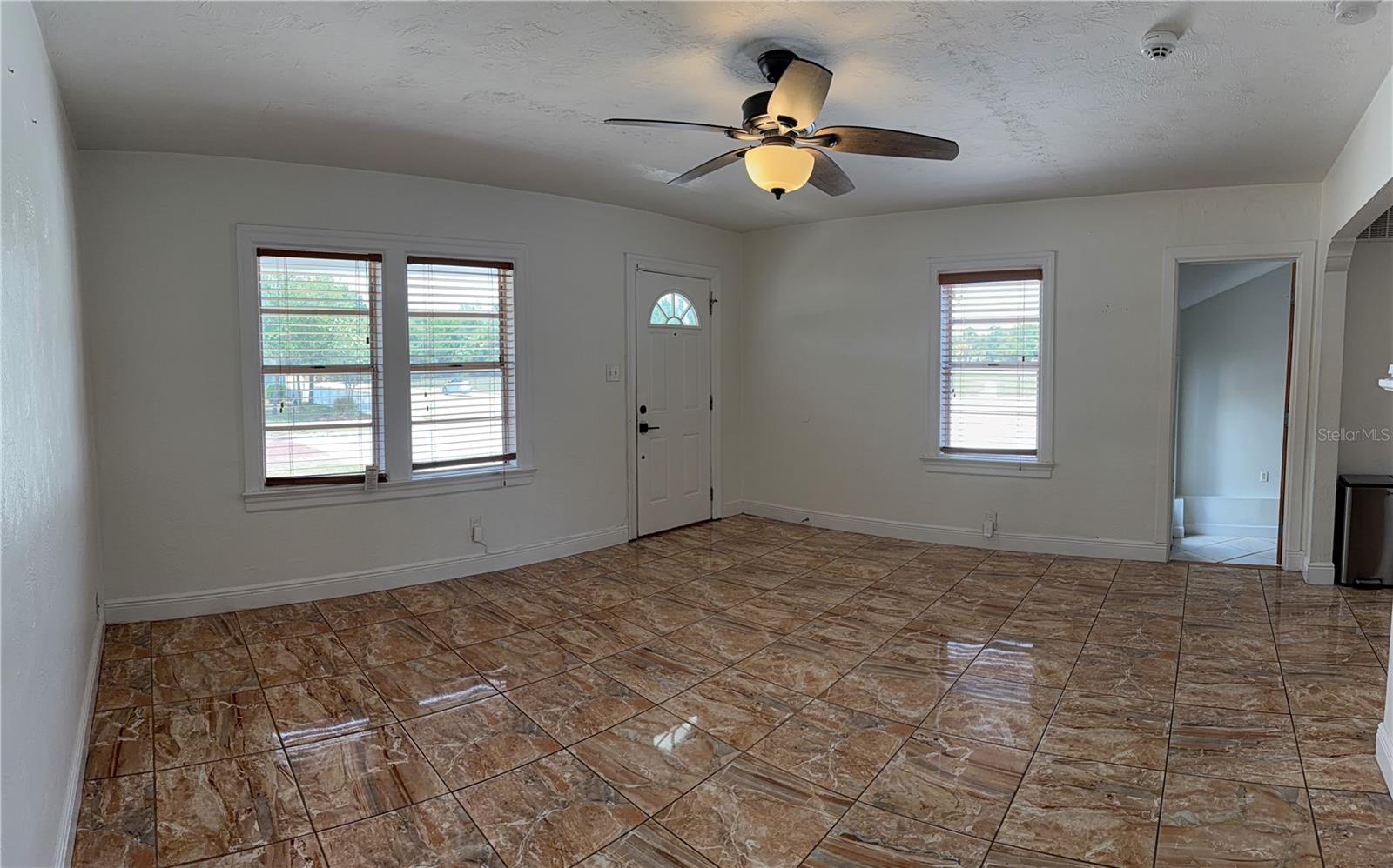702 W PENINSULAR ST — photo 3